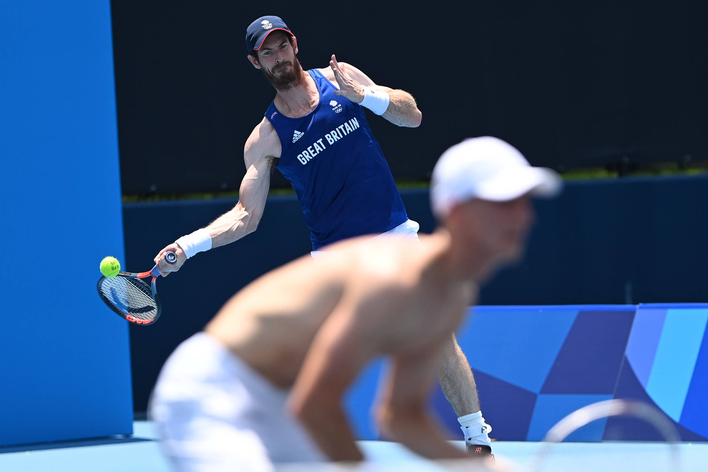 关于英国网球队横扫意大利网球队，穆雷完成帽子戏法的信息