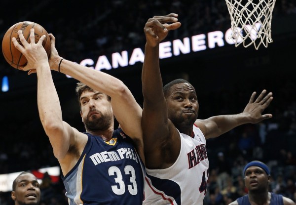 关于公牛险胜灰熊，米尔萨普统治全场的信息