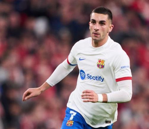 AC米兰碾压勒沃库森，费兰·托雷斯惊艳世界