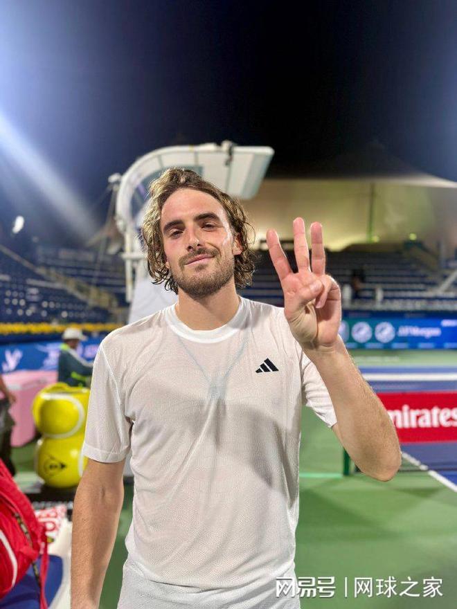 意大利网球队血洗法国网球队，西西帕斯爆发神勇