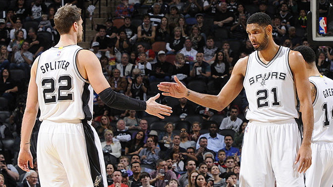 国王血洗马刺,费沃斯一己之力扛起全队 国王血洗马刺,费沃斯一己之力扛起全队