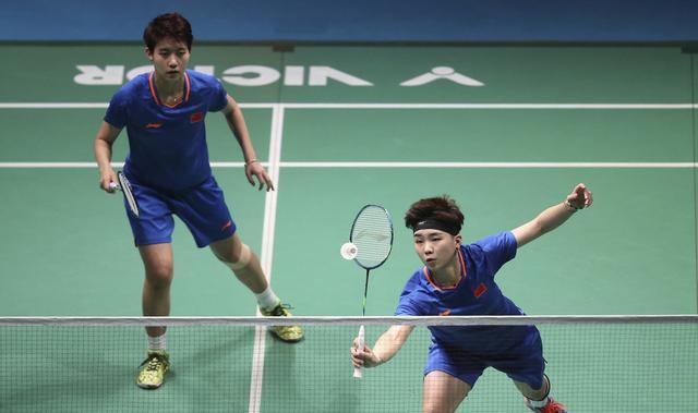 日本队力克韩国队,黄鸭组合点燃赛场 日本队力克韩国队,黄鸭组合点燃赛场