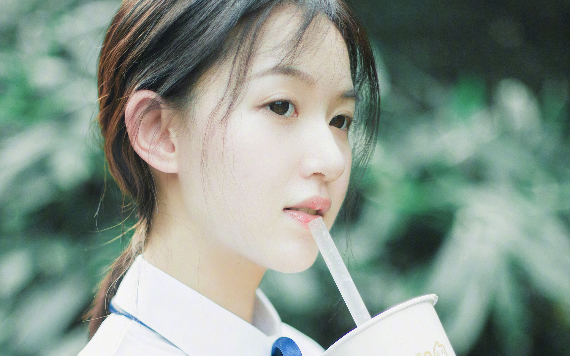 温网狂欢,总决赛崩塌,蒂姆的暴力正手为何只在草场轰鸣?