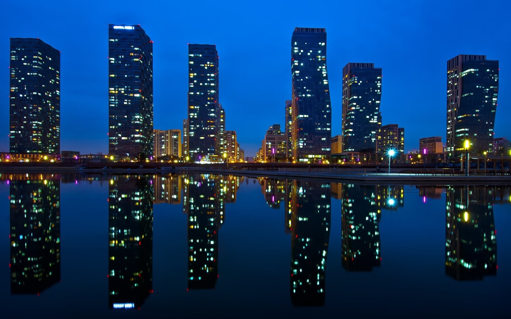 惊天逆袭！湖人提前终结悬念擒雄鹿，西亚卡姆化身关键先生